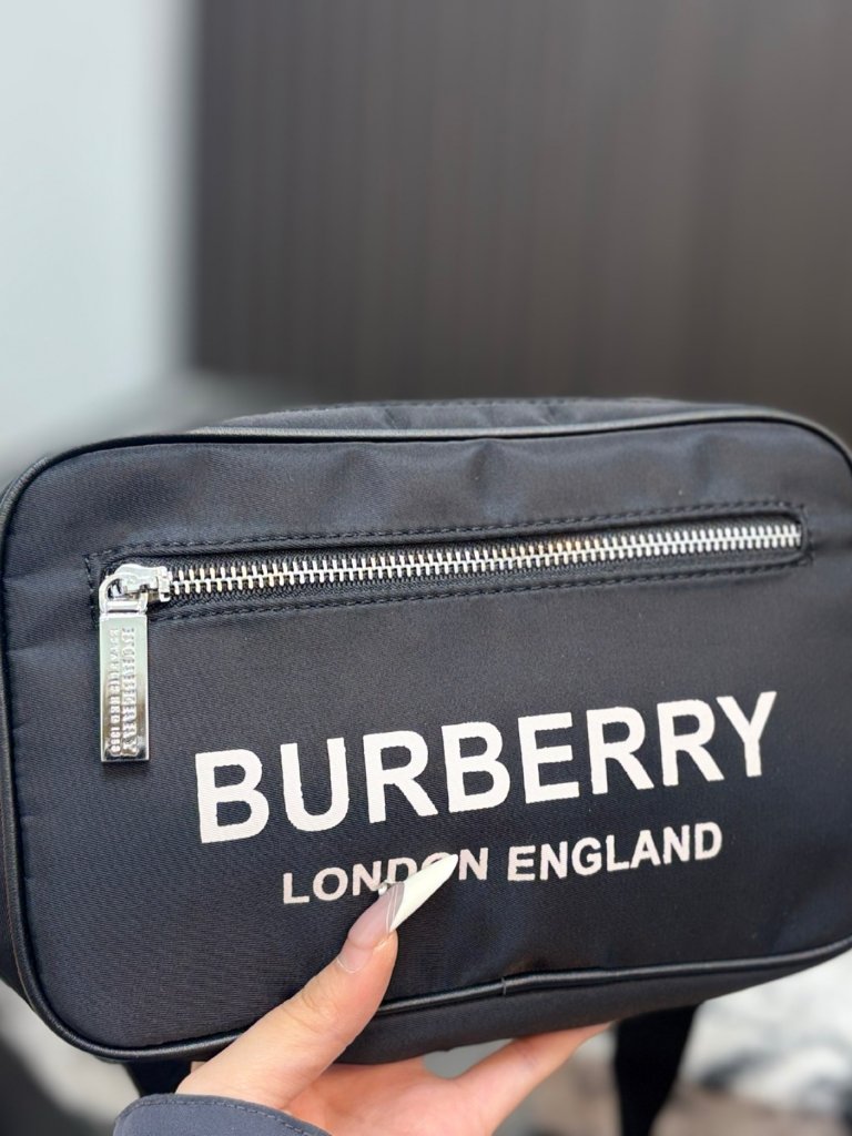 Burberry Black Canvas Crossbody Bag, 23x14cm